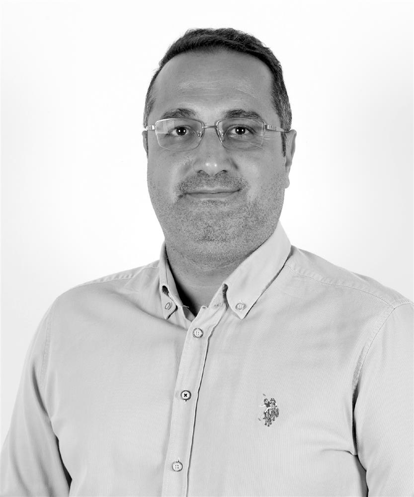 Doç. Dr. Eren KÖMÜRLÜ